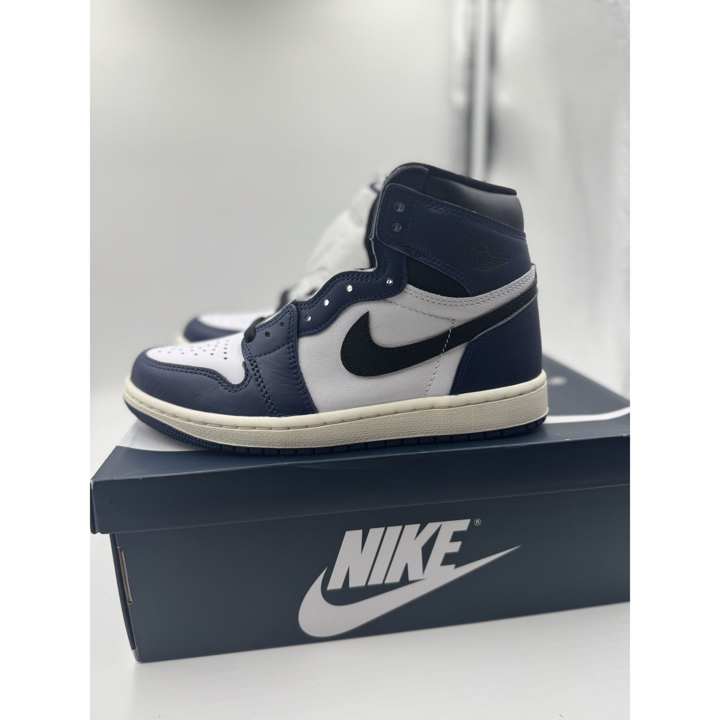 Size 6 - Air Jordan 1 Retro OG High Midnight Navy