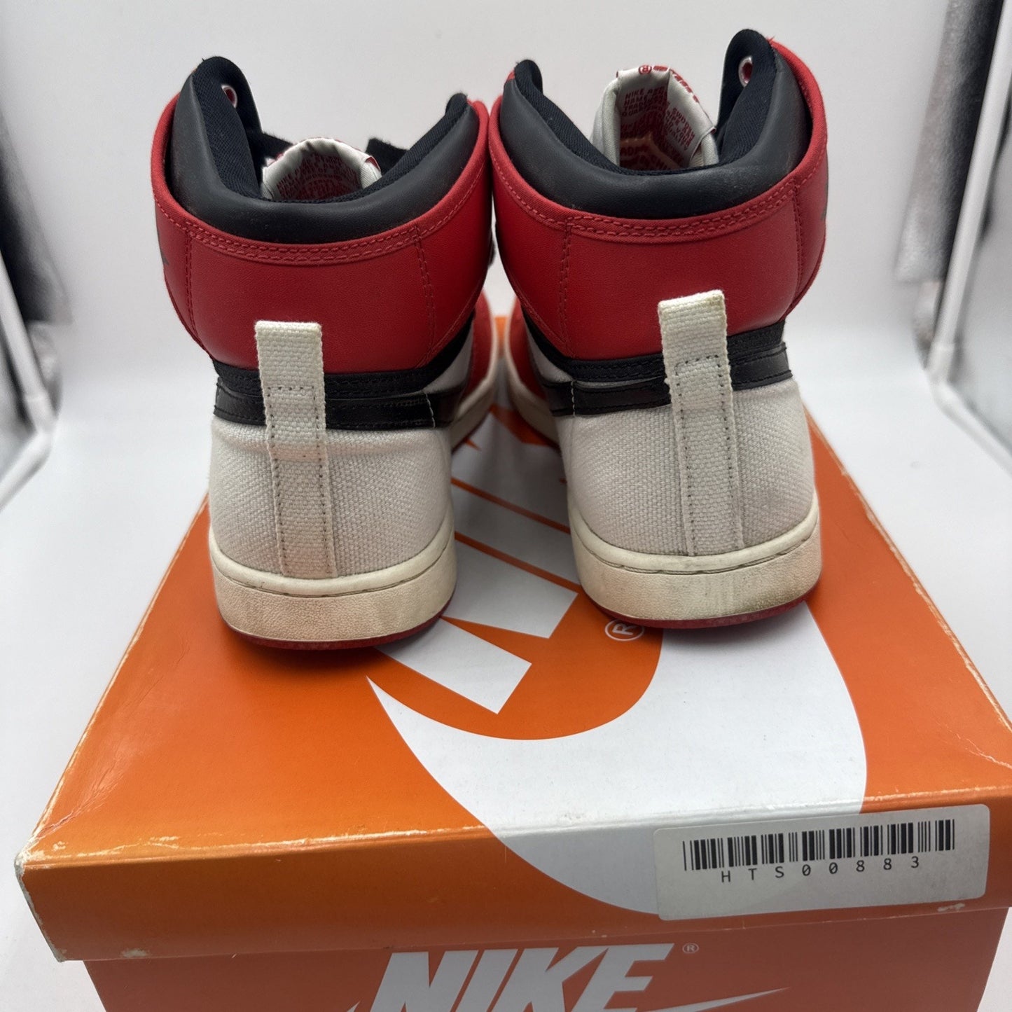 Size 8 - Air Jordan 1 KO 2021 Chicago