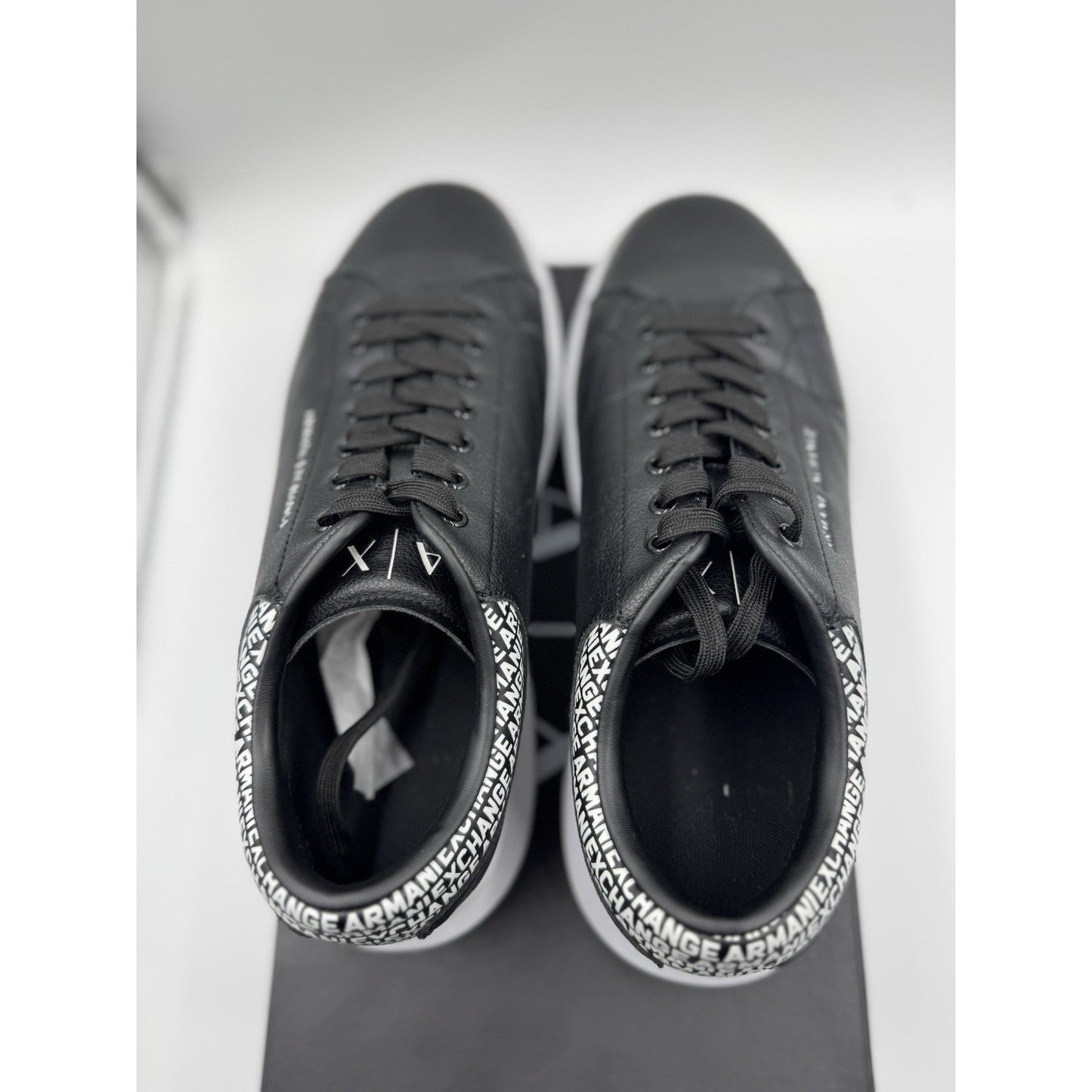Size US 10 Armani Exchange Shoe XUX123 XV761 BS592