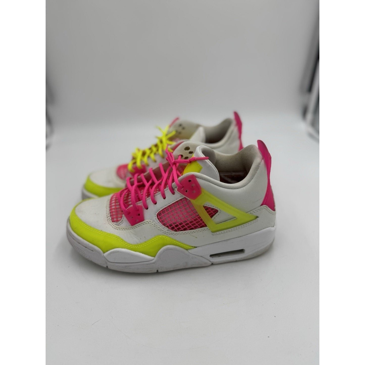 Size 6 (GS) - Jordan 4 Retro Mid Lemon Venom