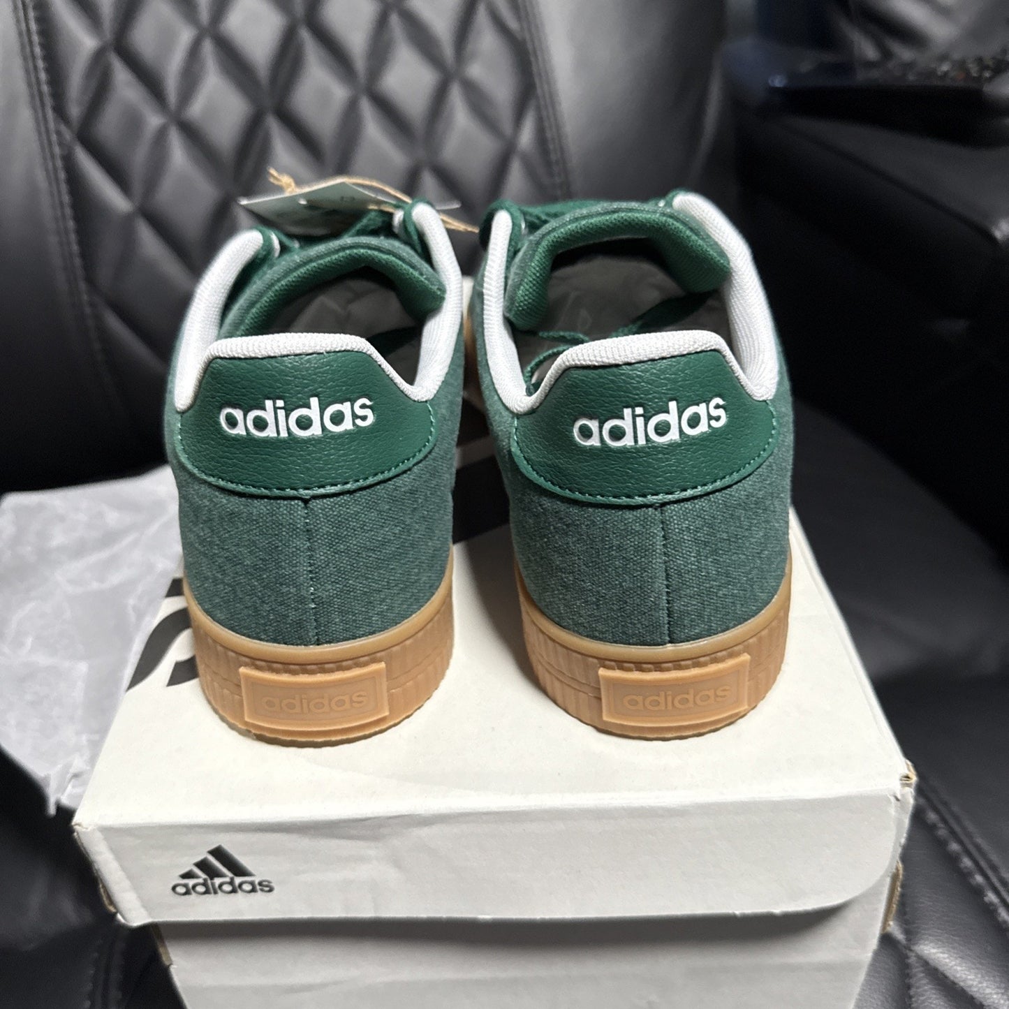 NEW Mens Size 8 Adidas Daily 3.0 “Collegiate Green Gum” Low Top Sneakers shoes BS053