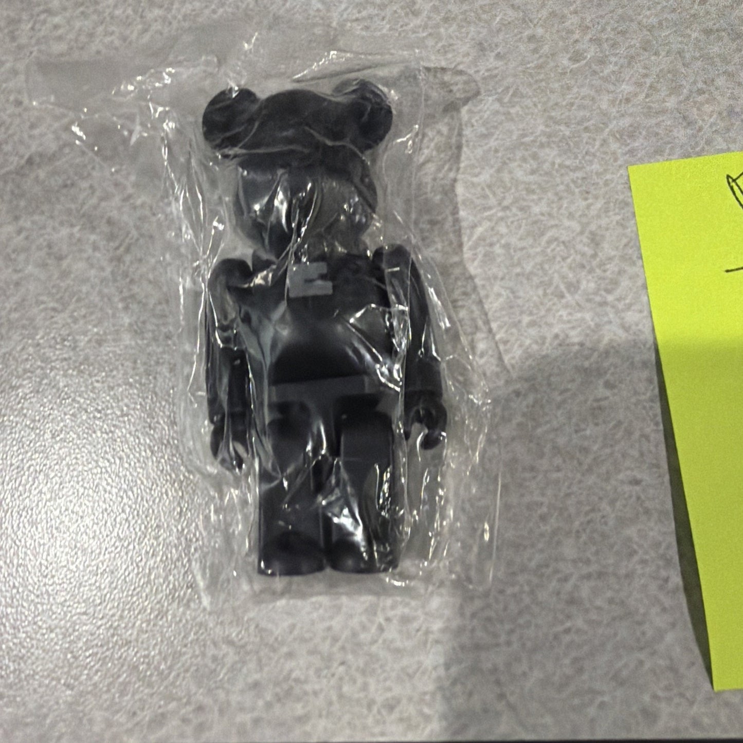 Bearbrick 100% Series 47 Basic E Medicom Toy Black Figure New