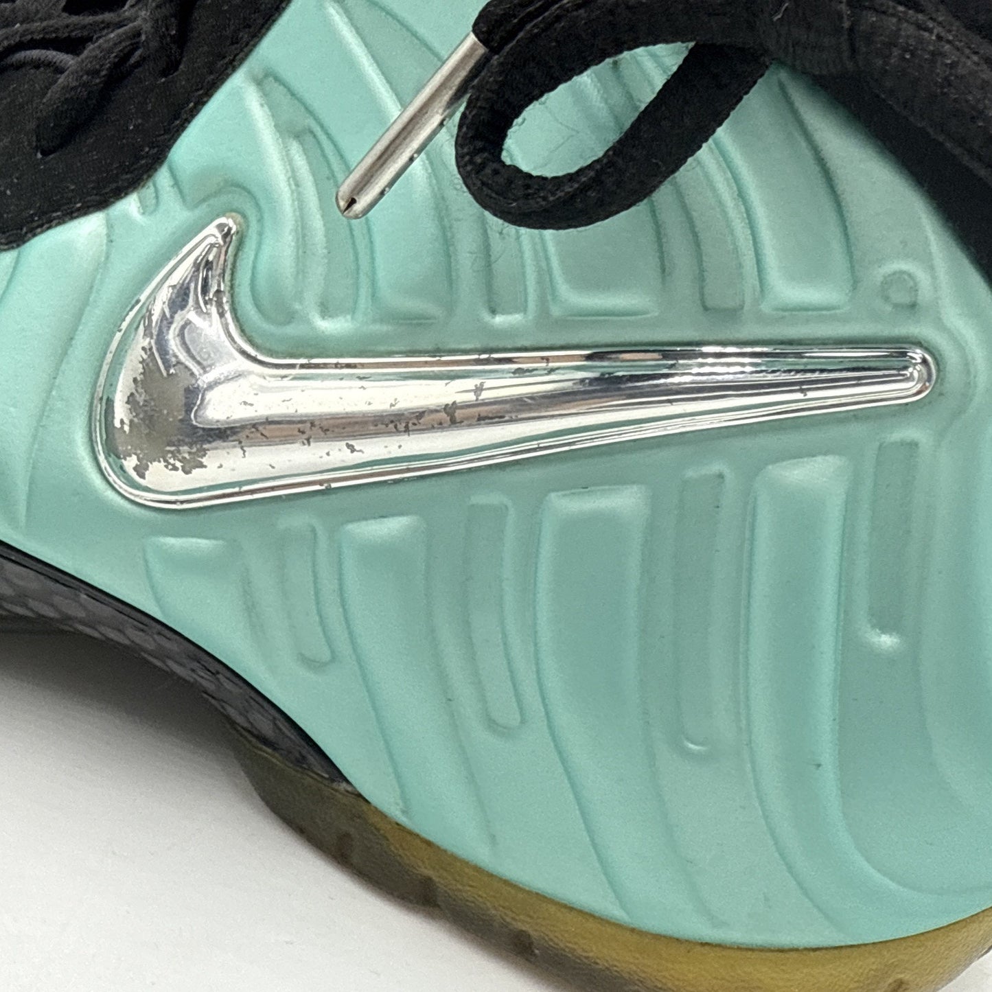 Size 10 - Nike Air Foamposite Pro Island Green