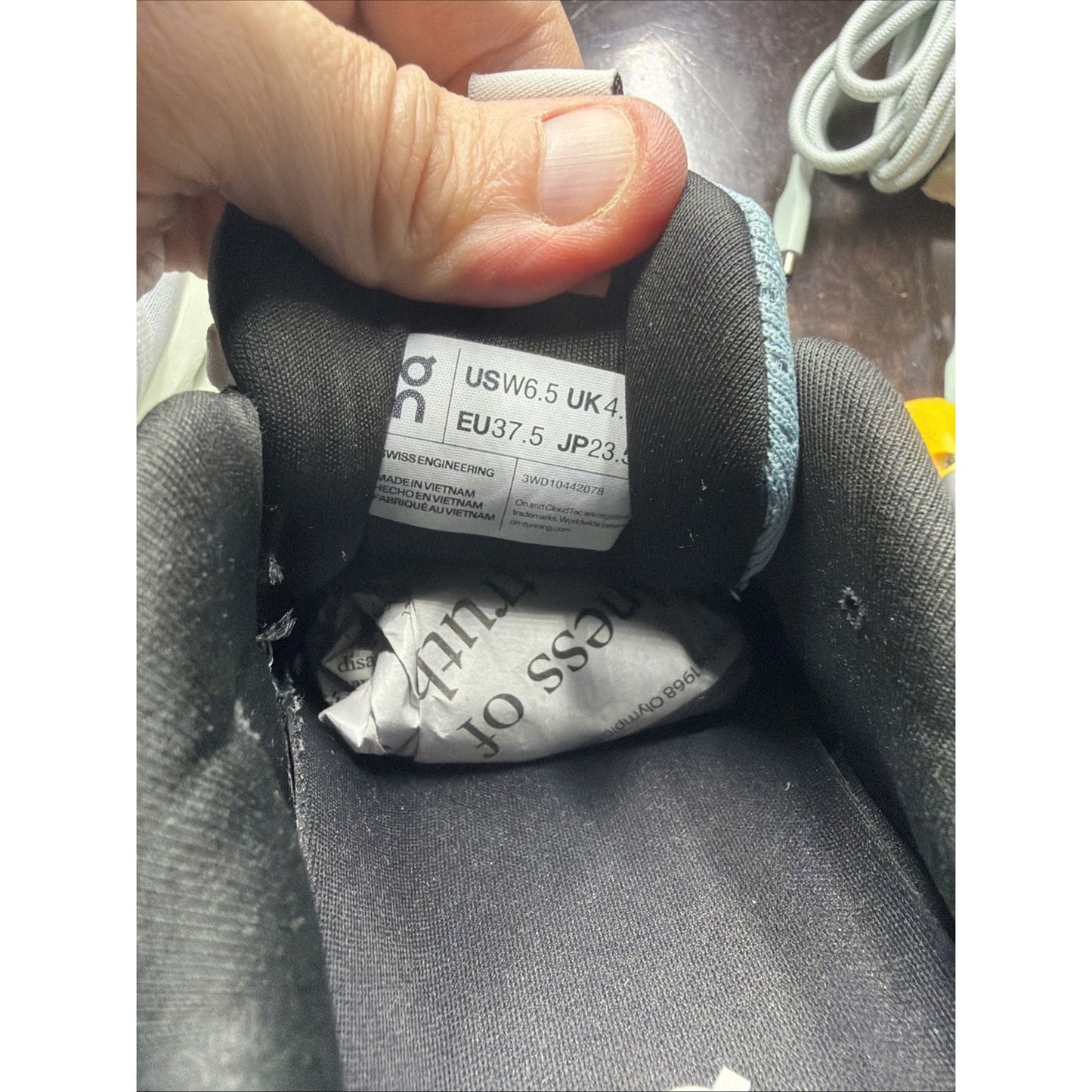 Size 6.5 - On Cloudsurfer Mineral Aloe W