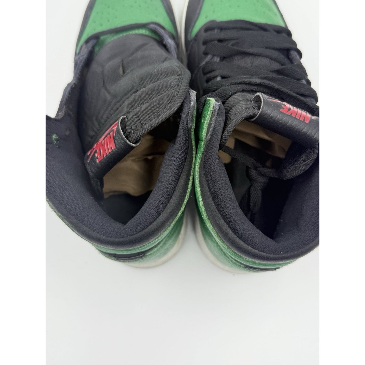 Size 6 (GS) - Jordan 1 Retro OG High Pine Green 2.0 NBS271