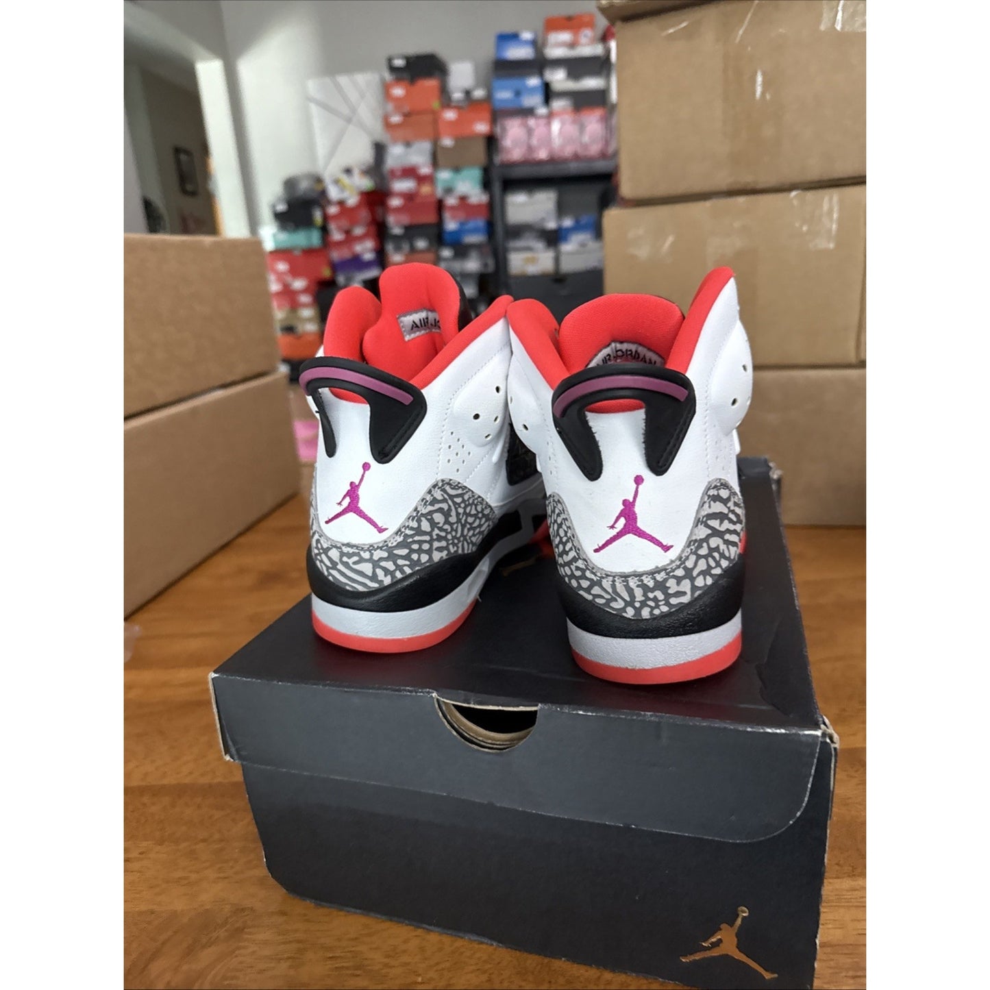 Size 6.5 Y - Jordan Son of Mars Hot Lava BS375