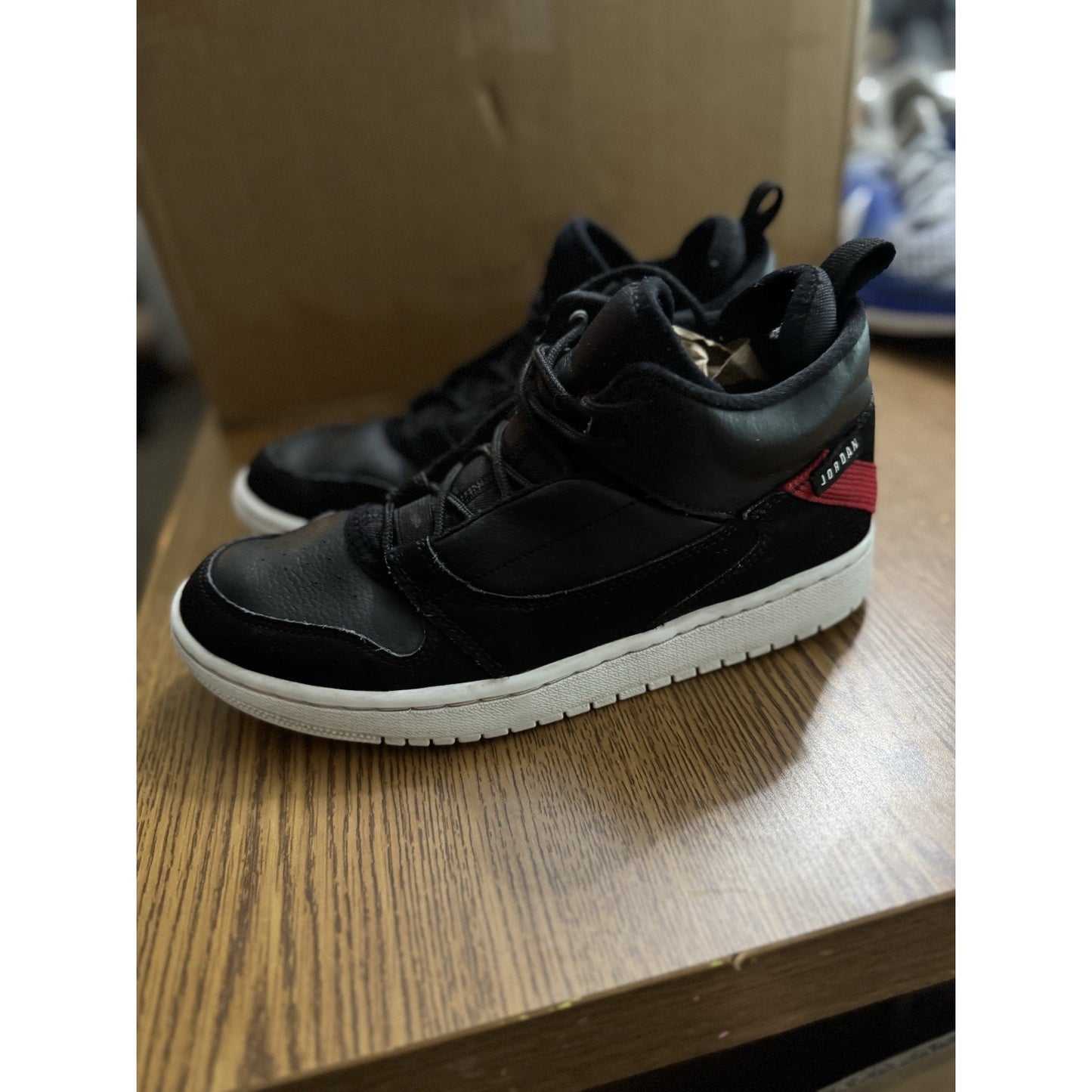 Size 6.5y Jordan Fadeaway Bred AO1331-016 NBS089