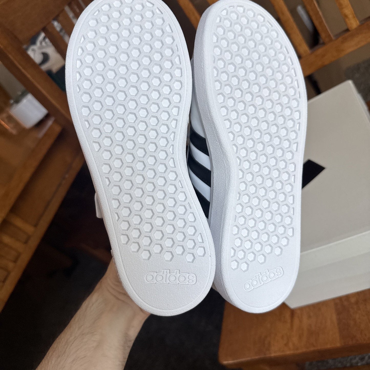 Children Unisex Shoes adidas Kids Grand Court 2.0 Shoes (Little Kid) Size 3 BS032