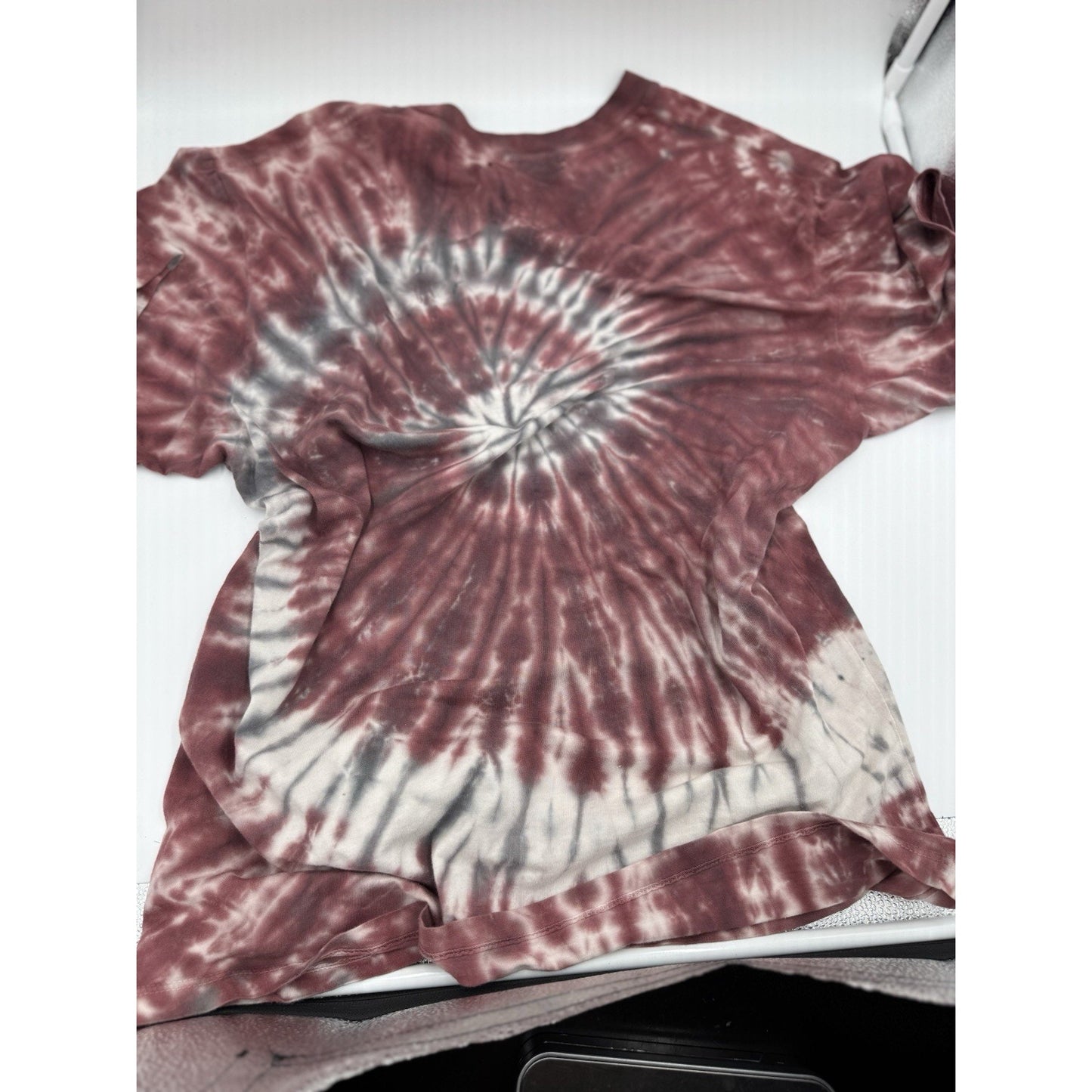 Size Small Amiri tie-dye Red Vintage