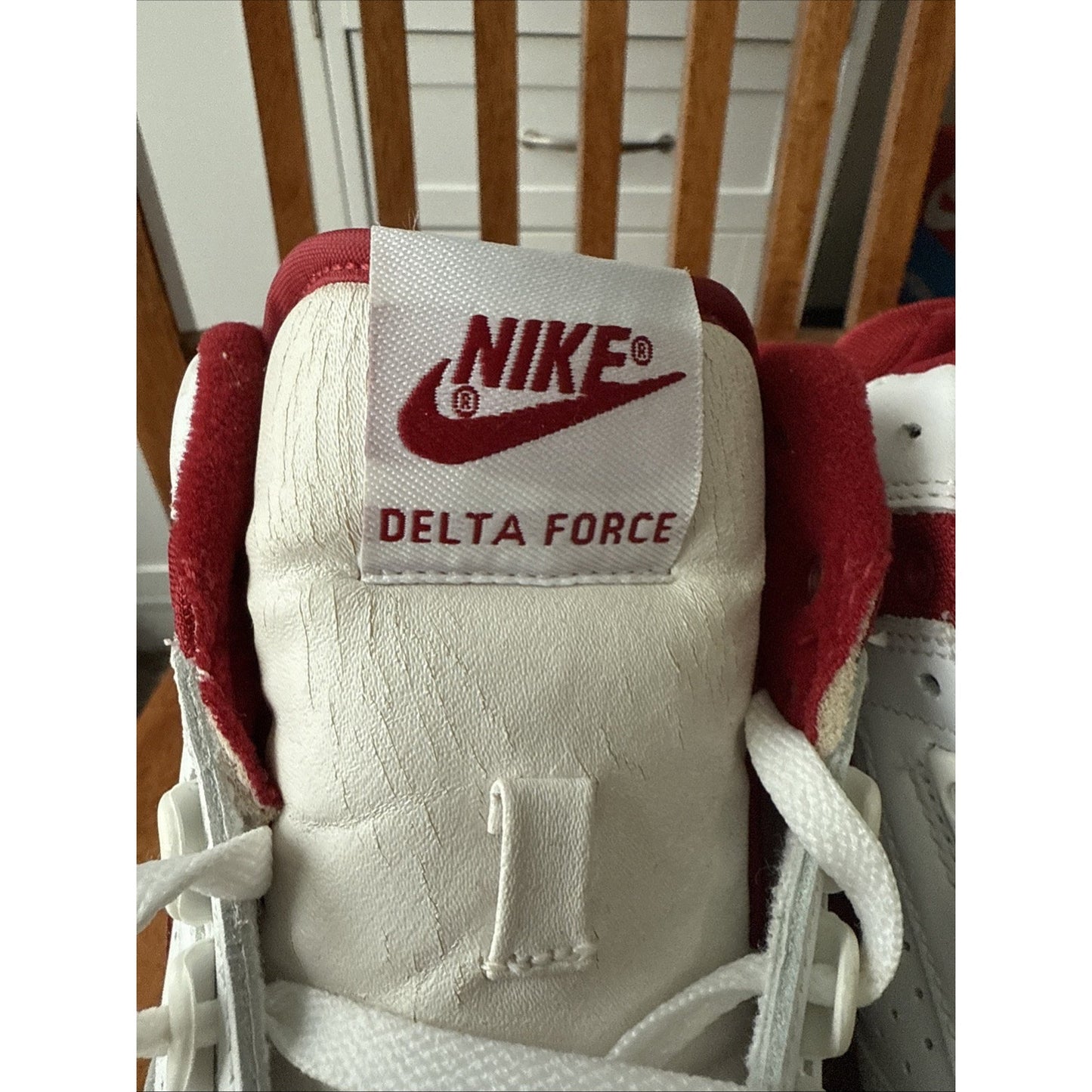 Size 9.5 Nike Delta Force 3/4 307723 White/varity Red Rare 2004 BS260
