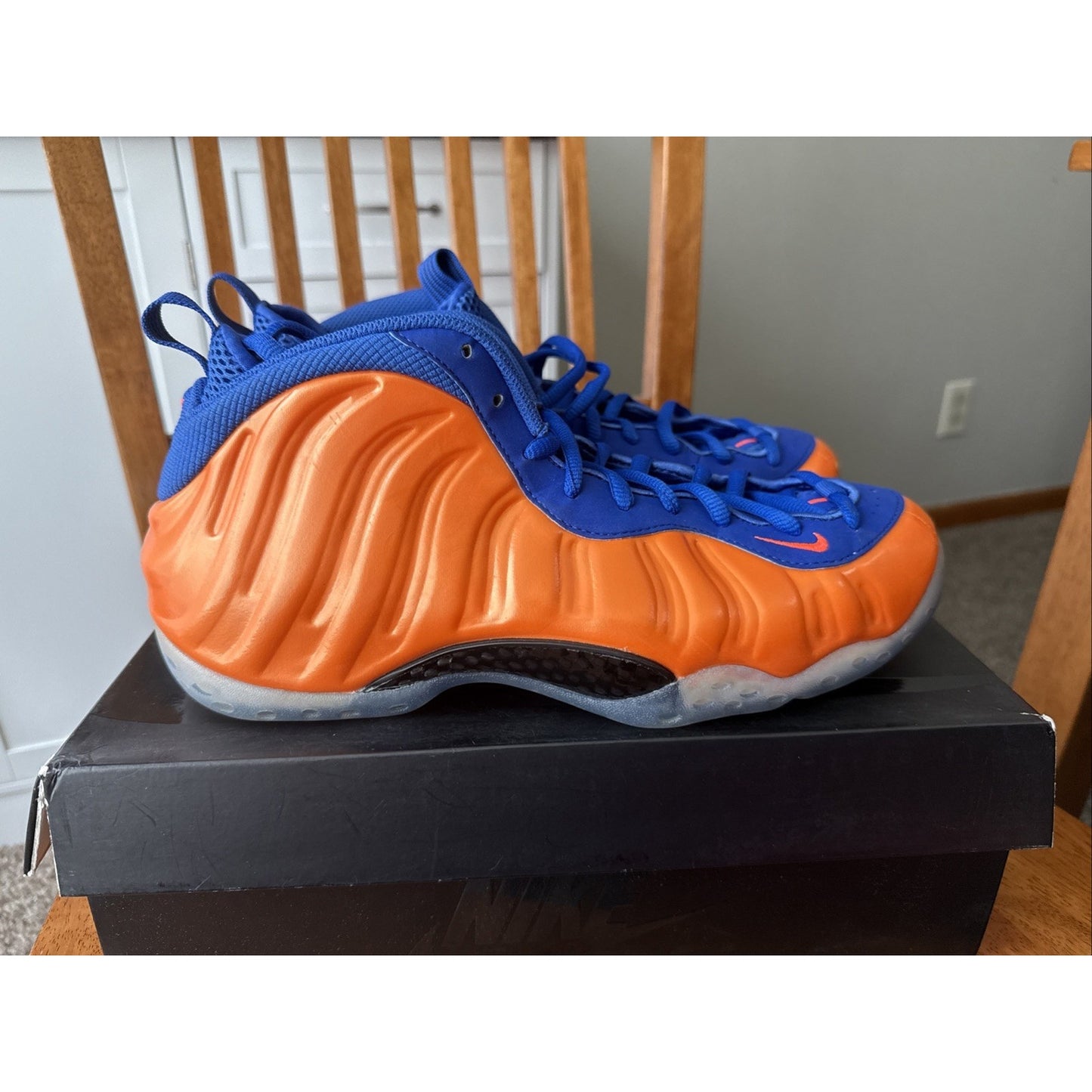 Size 10.5 - Nike Air Foamposite One Knicks BS249