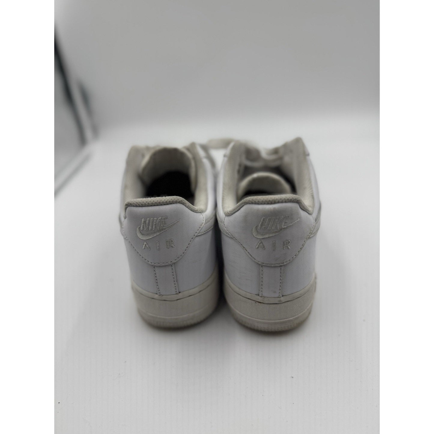 Size 10 - Nike Air Force 1 '07 Low Triple White NBS286