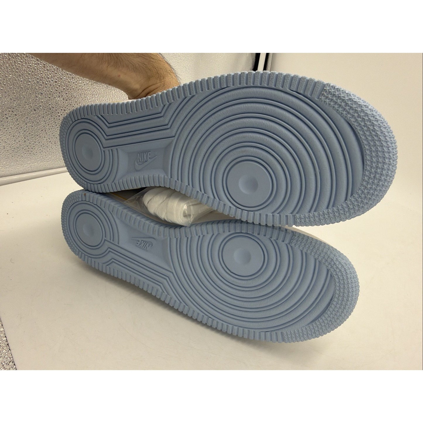 Size 9 - Nike Air Force 1 Low Ice Blue Maize W 2004