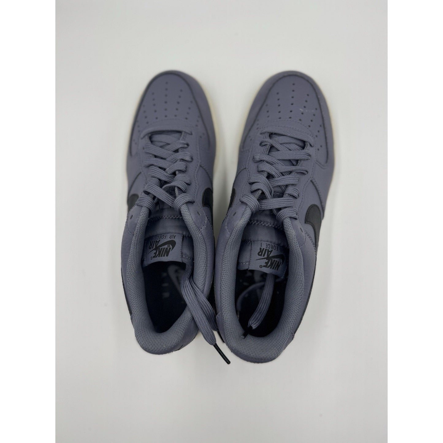 Size 8 - Nike Air Force 1 '07 Low Light Carbon NBS291