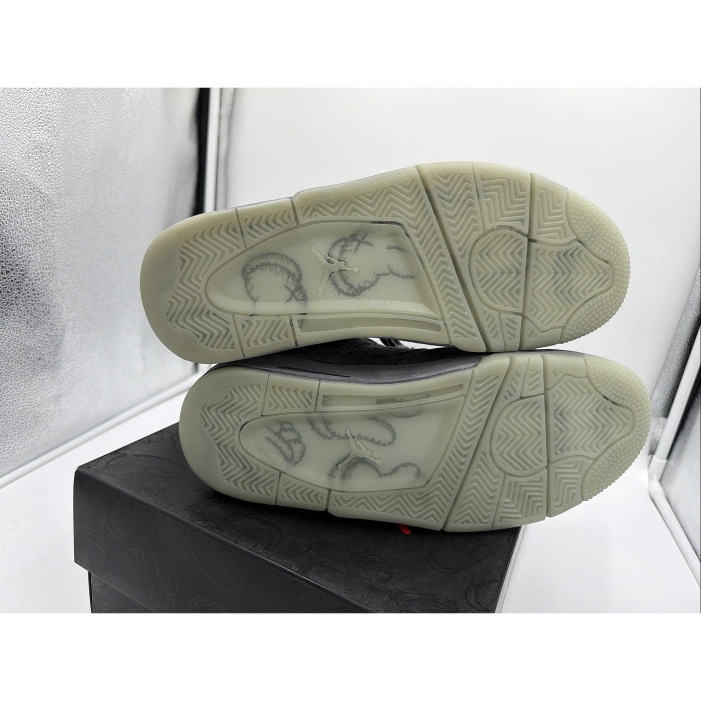 Size 7 - Jordan 4 Retro x KAWS Cool Grey 2017 Sales CFM Sample