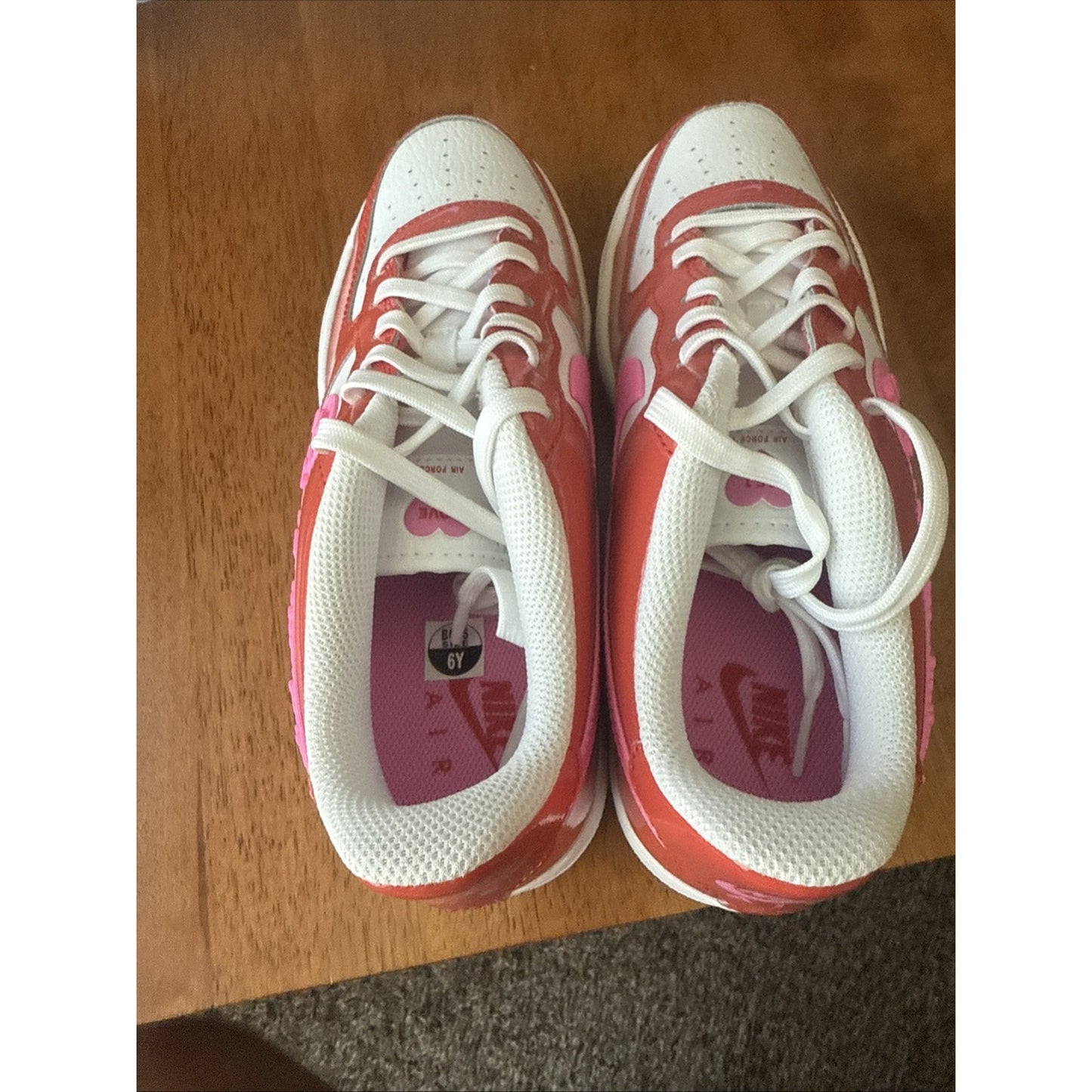 Size 6Y Air Force LV8 1 Valentine’s Day BS161
