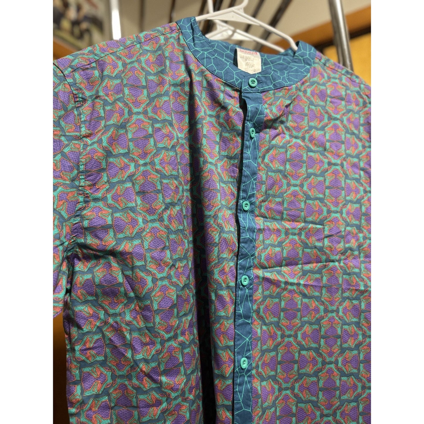 *NEW W/ TAGS* Disney Parks Marvel Black Panther African L.S. Button Down