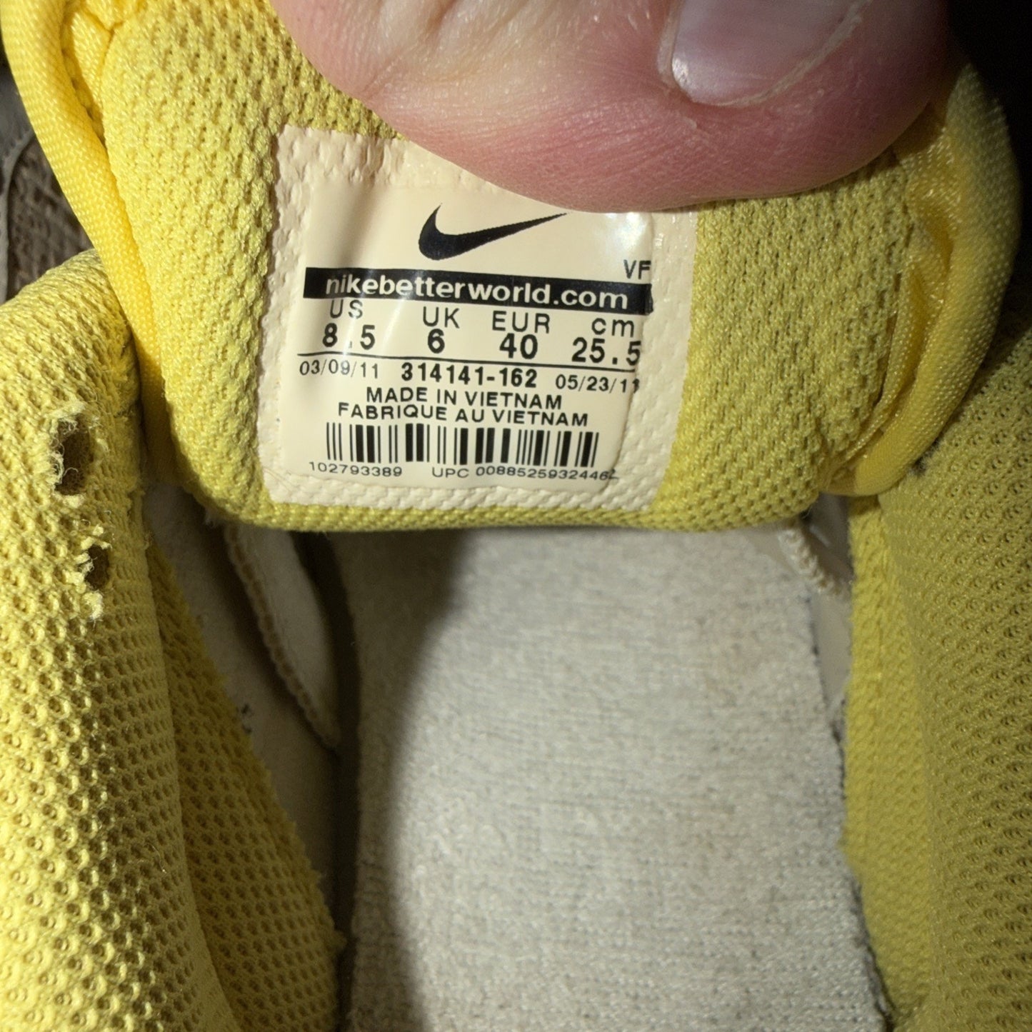 Size 8.5 - Nike Dunk 6.0 Low White Metallic Gold W