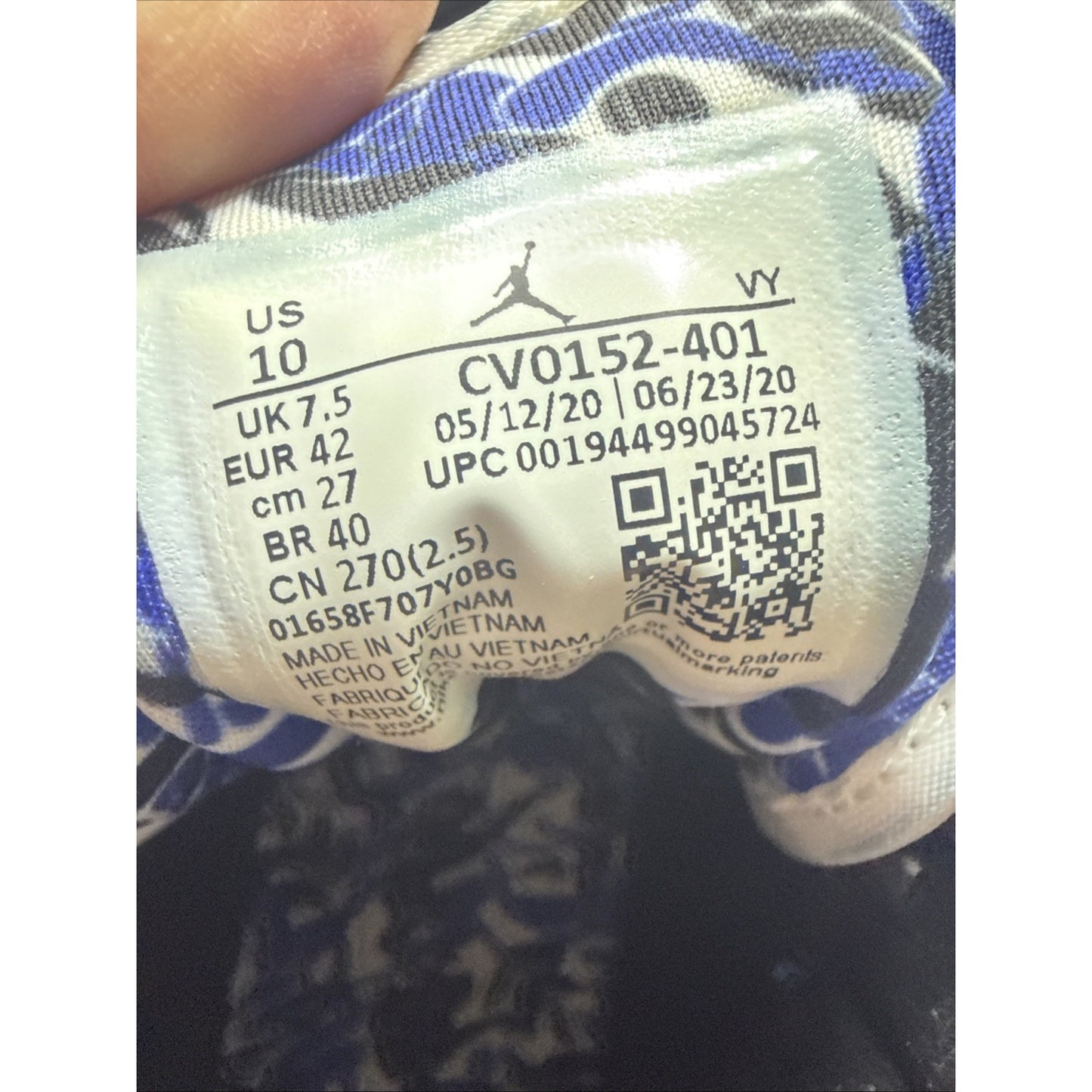 Size 10 - Air Jordan 1 Mid Sisterhood W