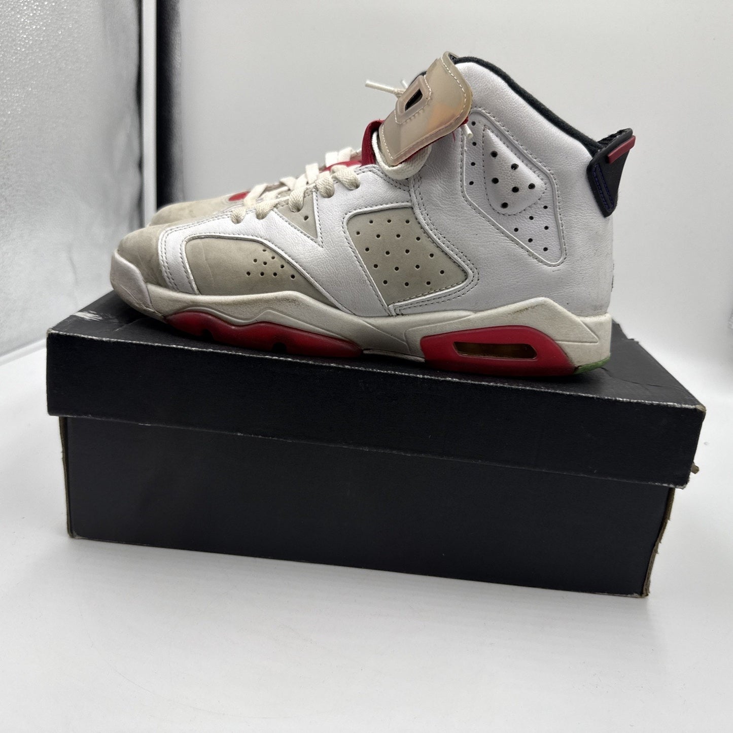 Size 7 (GS) - Jordan 6 Retro Mid Hare