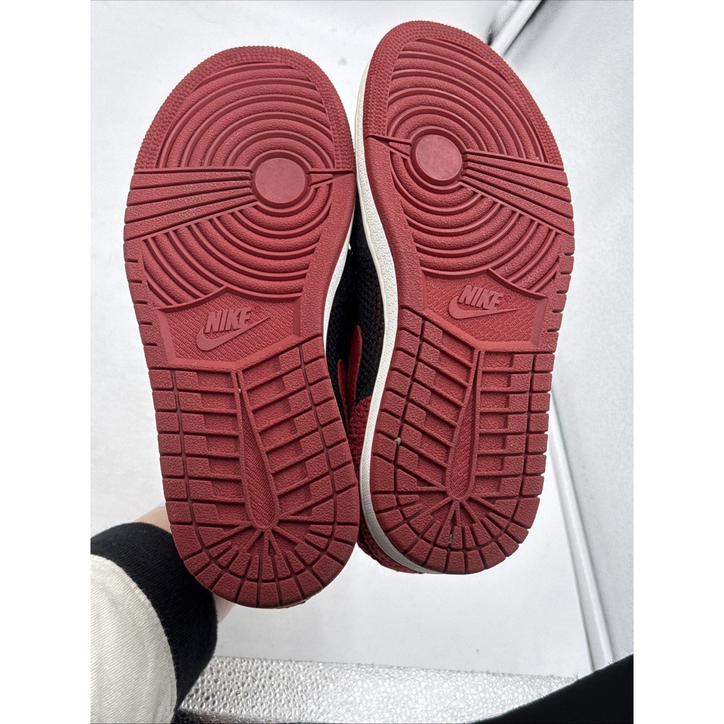 Size 5.5 Y - Air Jordan 1 Retro OG Flyknit High Bred