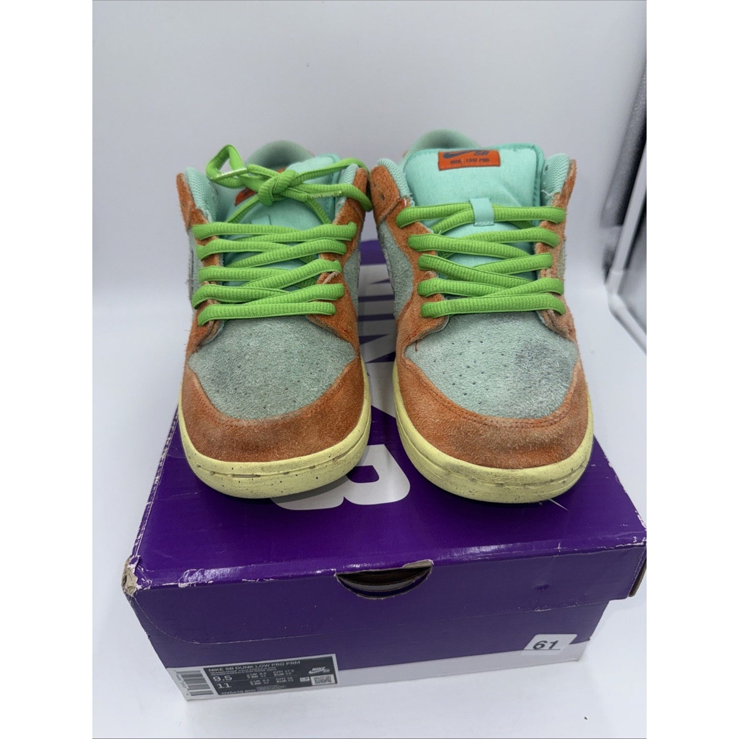 Size 9.5 - Nike Dunk SB Low Orange Emerald Rise BS825