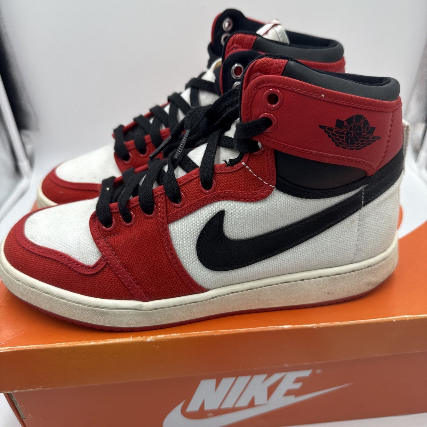 Size 8 - Air Jordan 1 KO 2021 Chicago