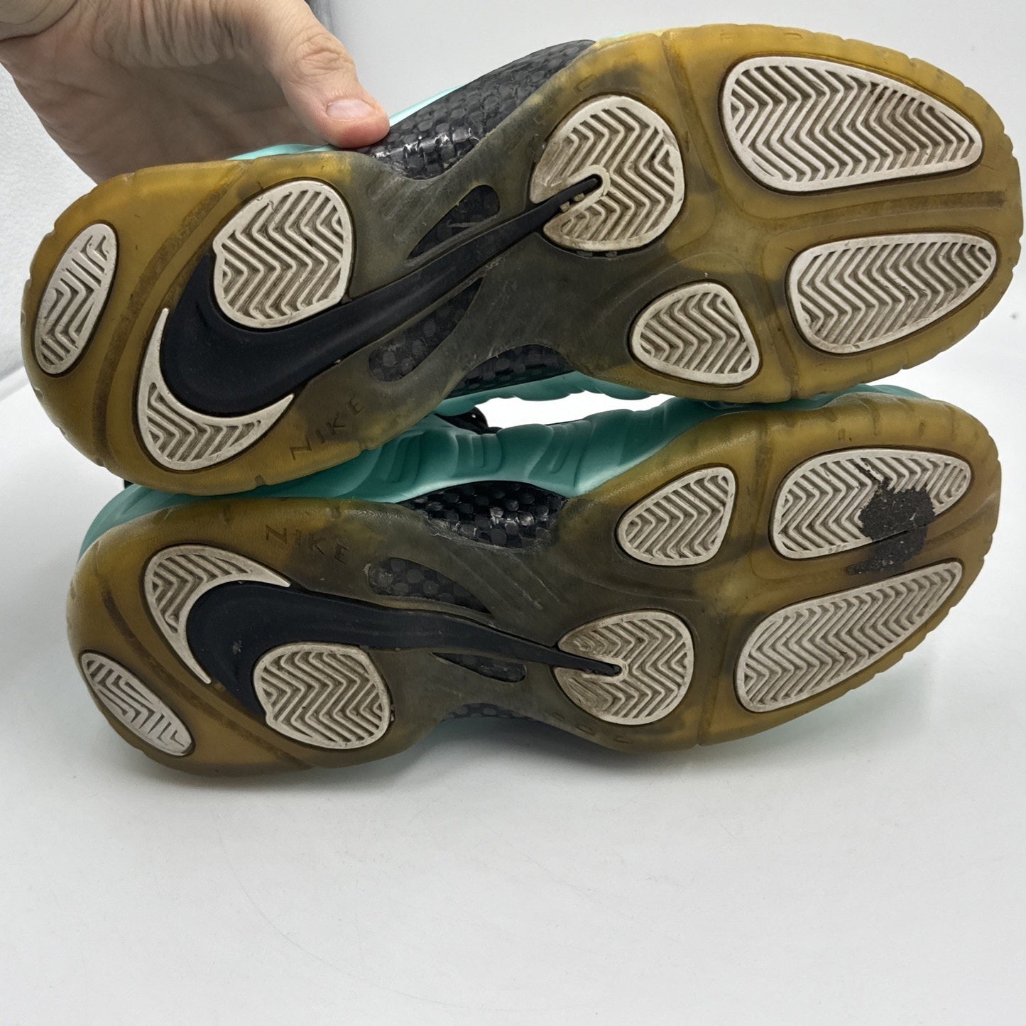 Size 10 - Nike Air Foamposite Pro Island Green