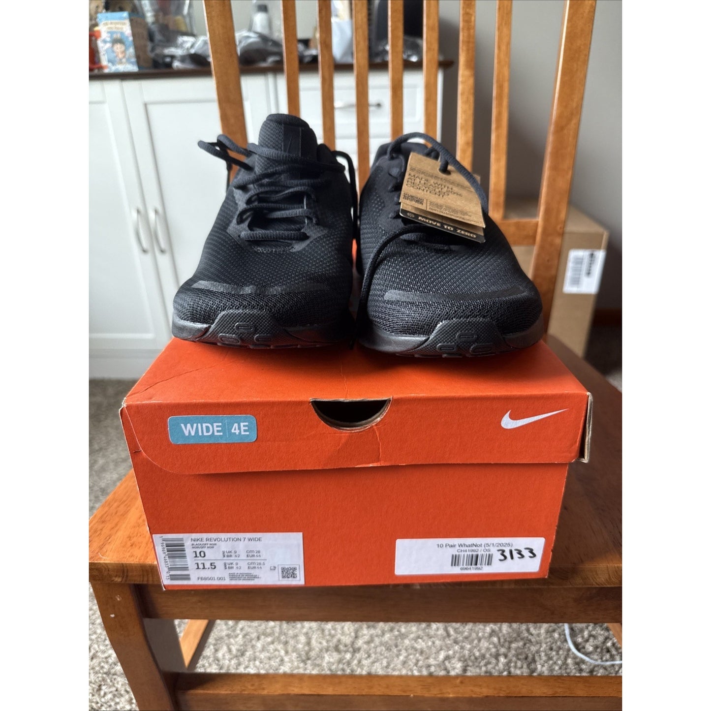 Size 10 Wide Nike Revolution 7 Wide Black Running Comfort Shoes Sneaker BS007
