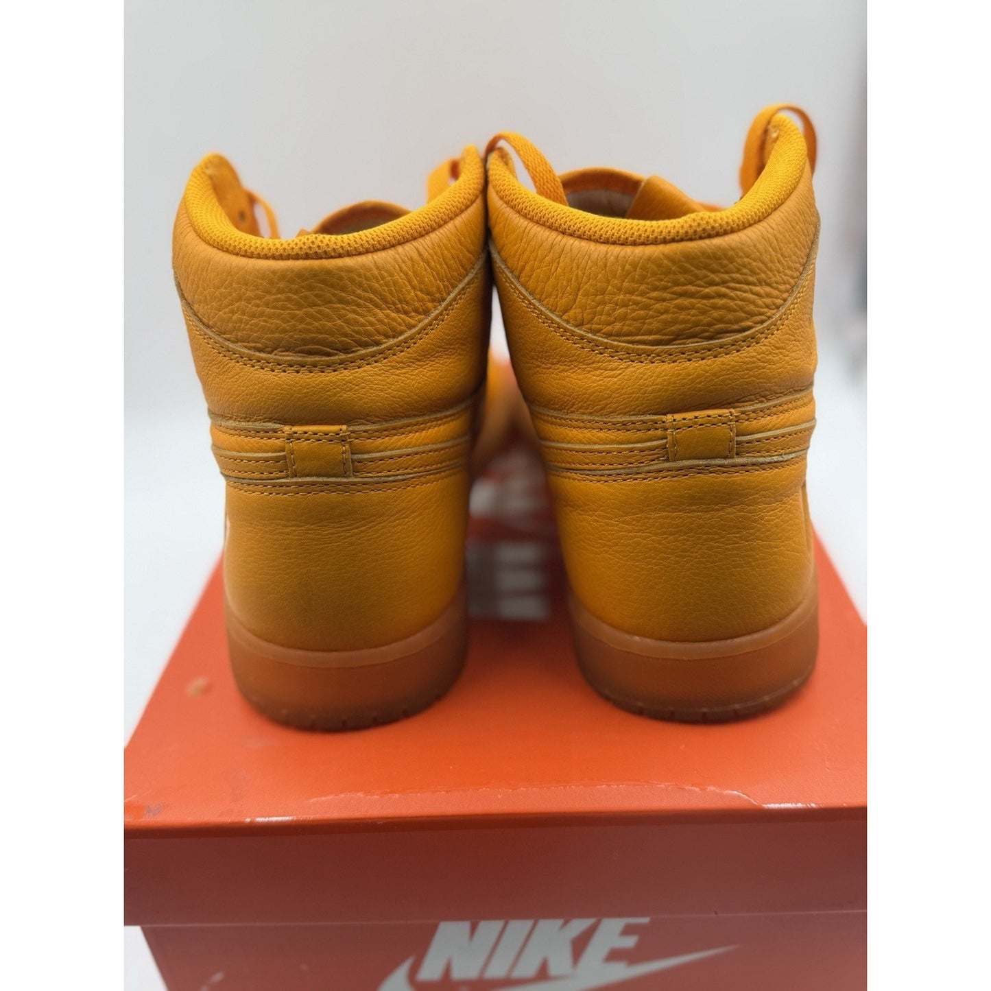 Size 10.5 - Air Jordan 1 Retro OG G8RD High Orange Peel