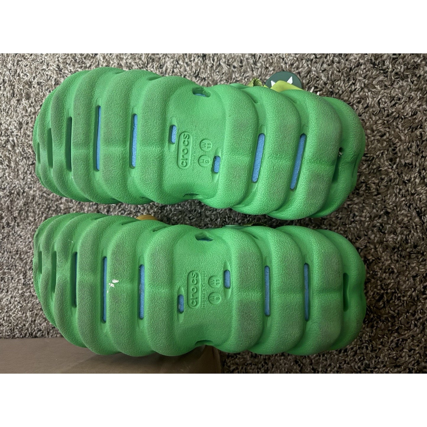 Size 9 Men’s Echo Clog Crocs Extra Butter The Jetsons 209307-3E8 BS317