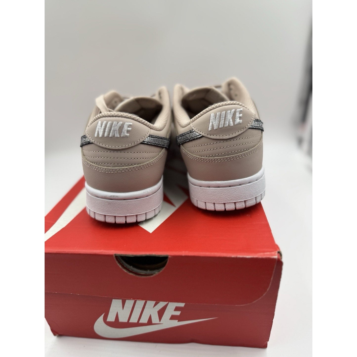 Size 8.5 - Nike Dunk SE Low Primal Pink W BS569