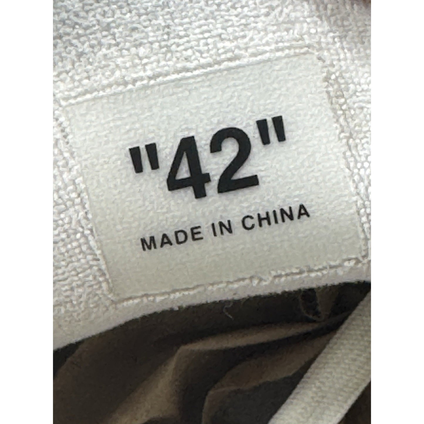 Size 9 - Off-White Out of Office Slim White Black