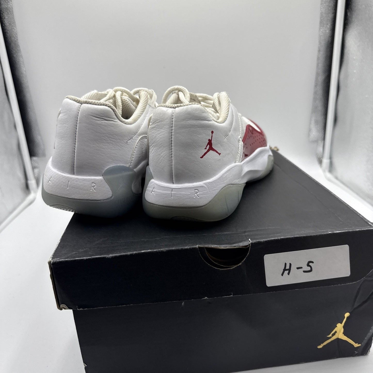 Size 9 - Air Jordan 11 CMFT Low White Gym Red