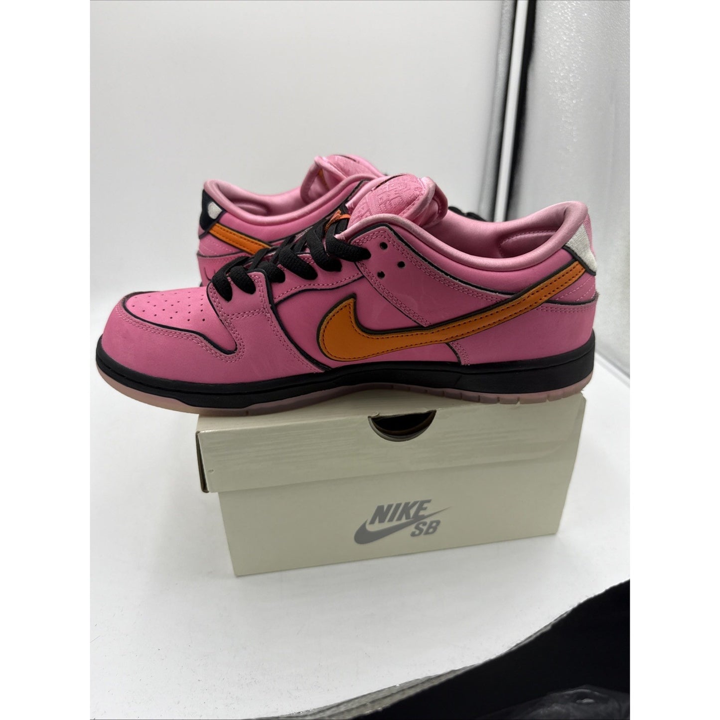 Size 11 Nike SB The Powerpuff Girls Blossom