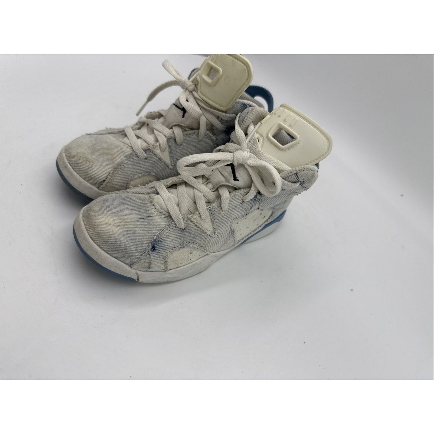 Size 1y Jordan 6 Retro Washed Denim DX6167-100