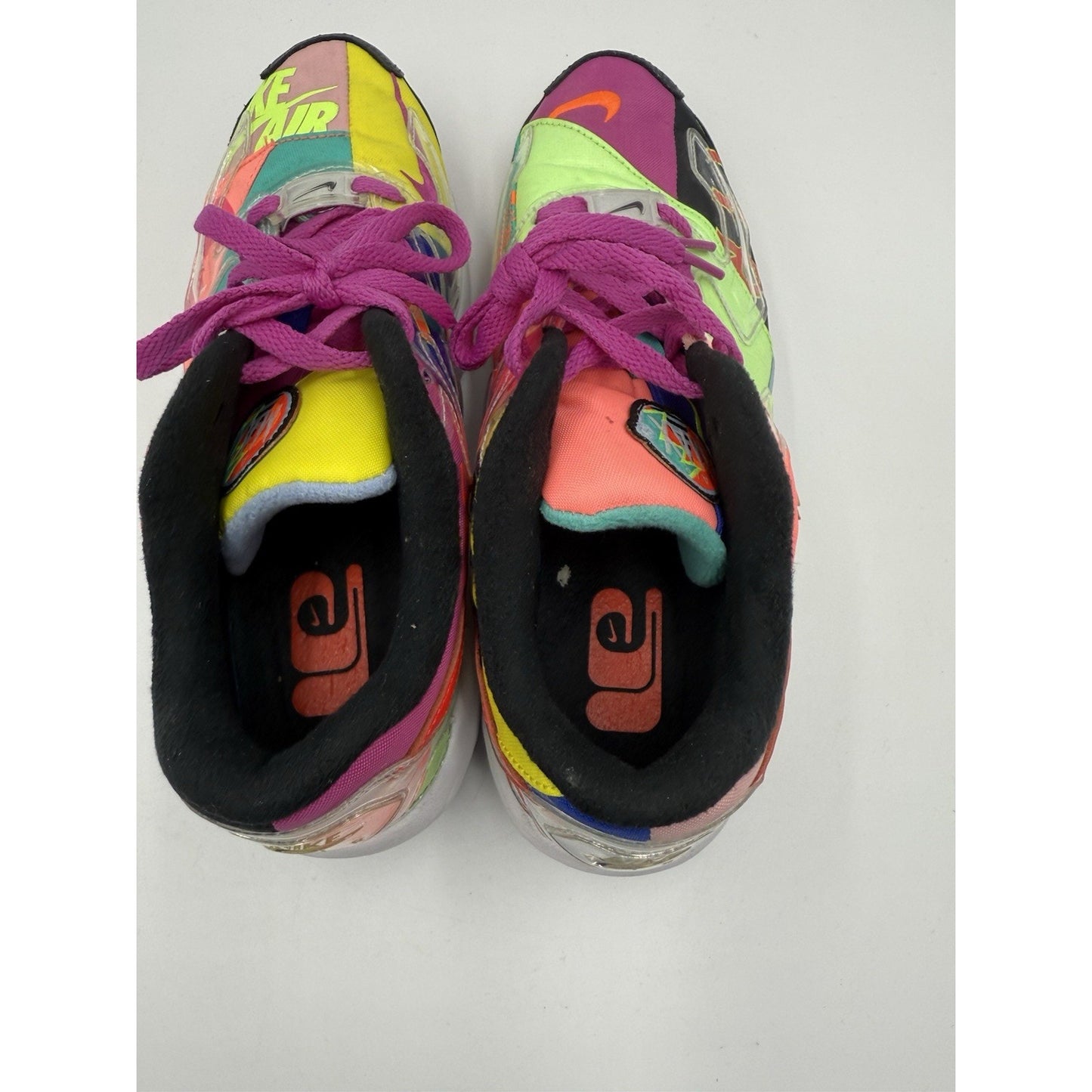 Size 5 - Nike Atmos x Air Max 2 Light QS Logos