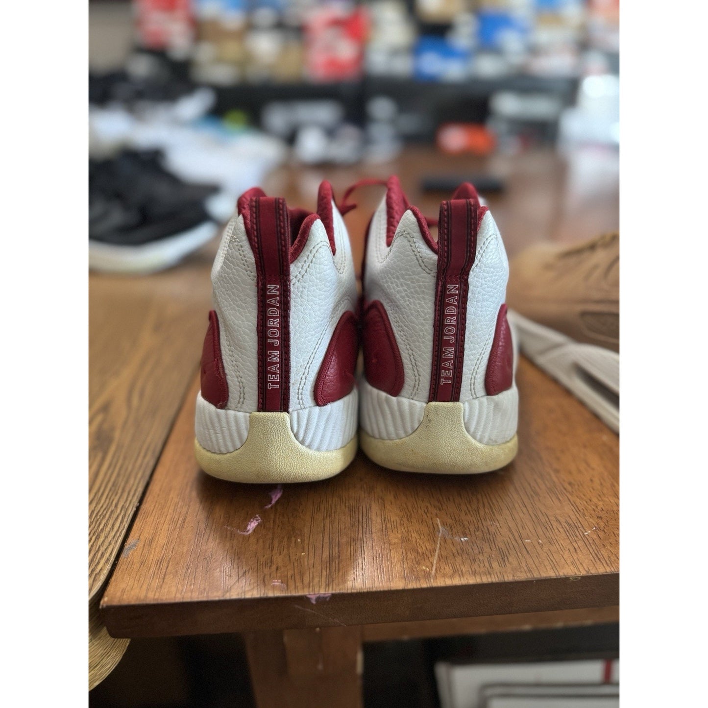 Size 11 - Jordan Jumpman Team 2 Gym Red White NBS180