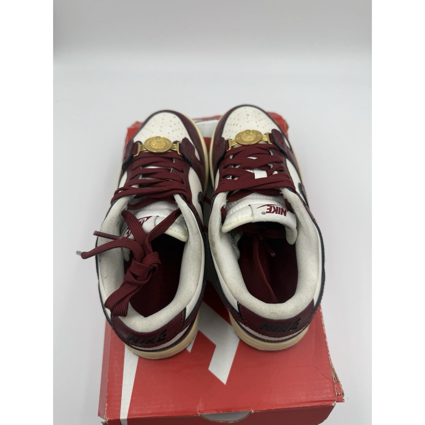 Size 5 - Nike Dunk SE Low Sisterhood - Team Red W