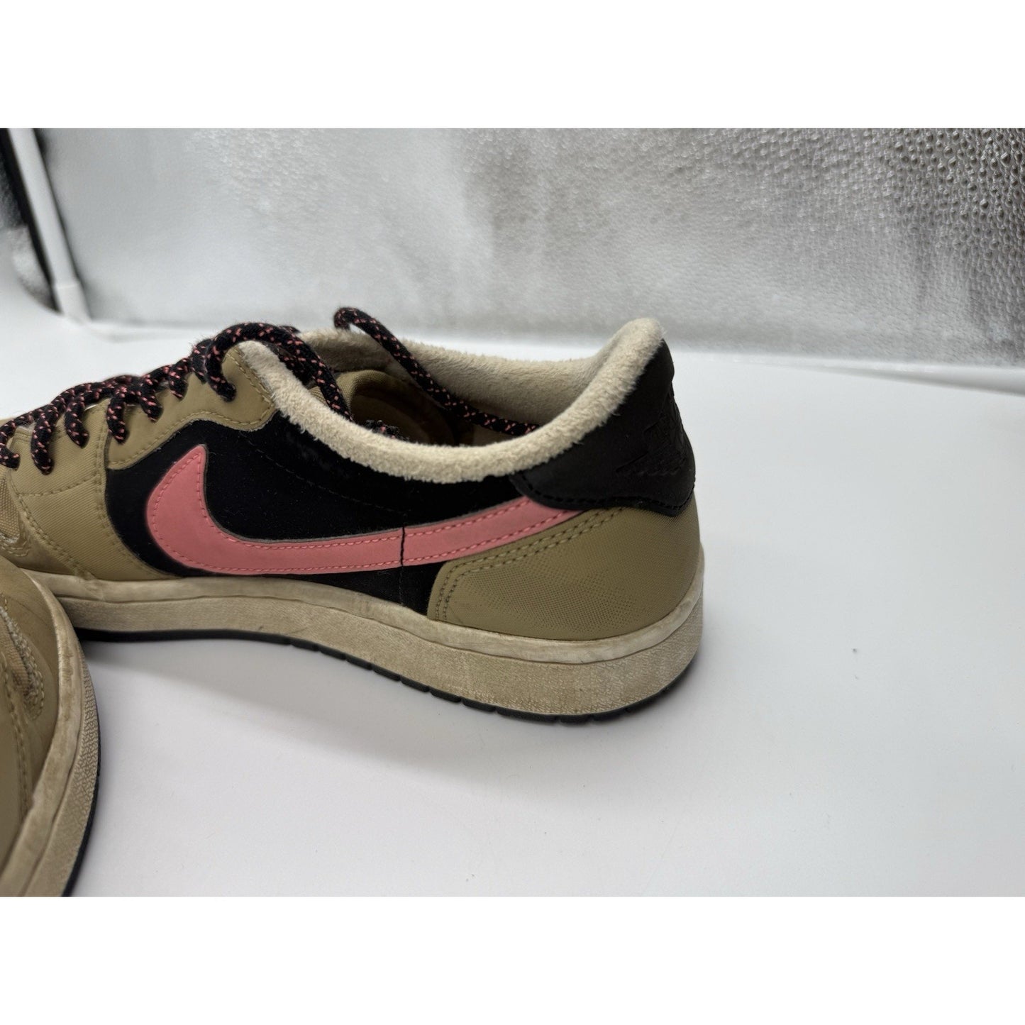 Size 8 - Air Jordan 1 Retro Fleece Low Parachute Beige W