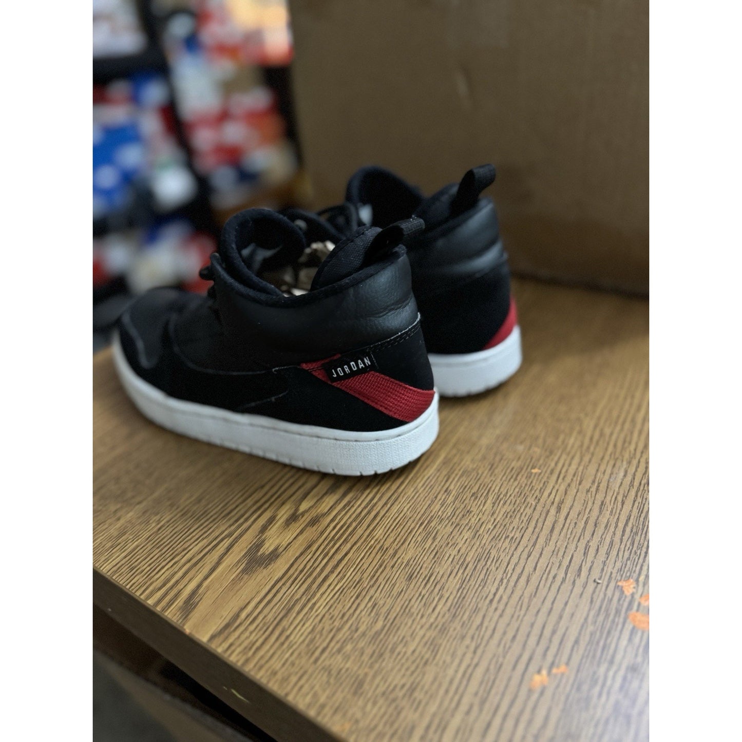 Size 6.5y Jordan Fadeaway Bred AO1331-016 NBS089