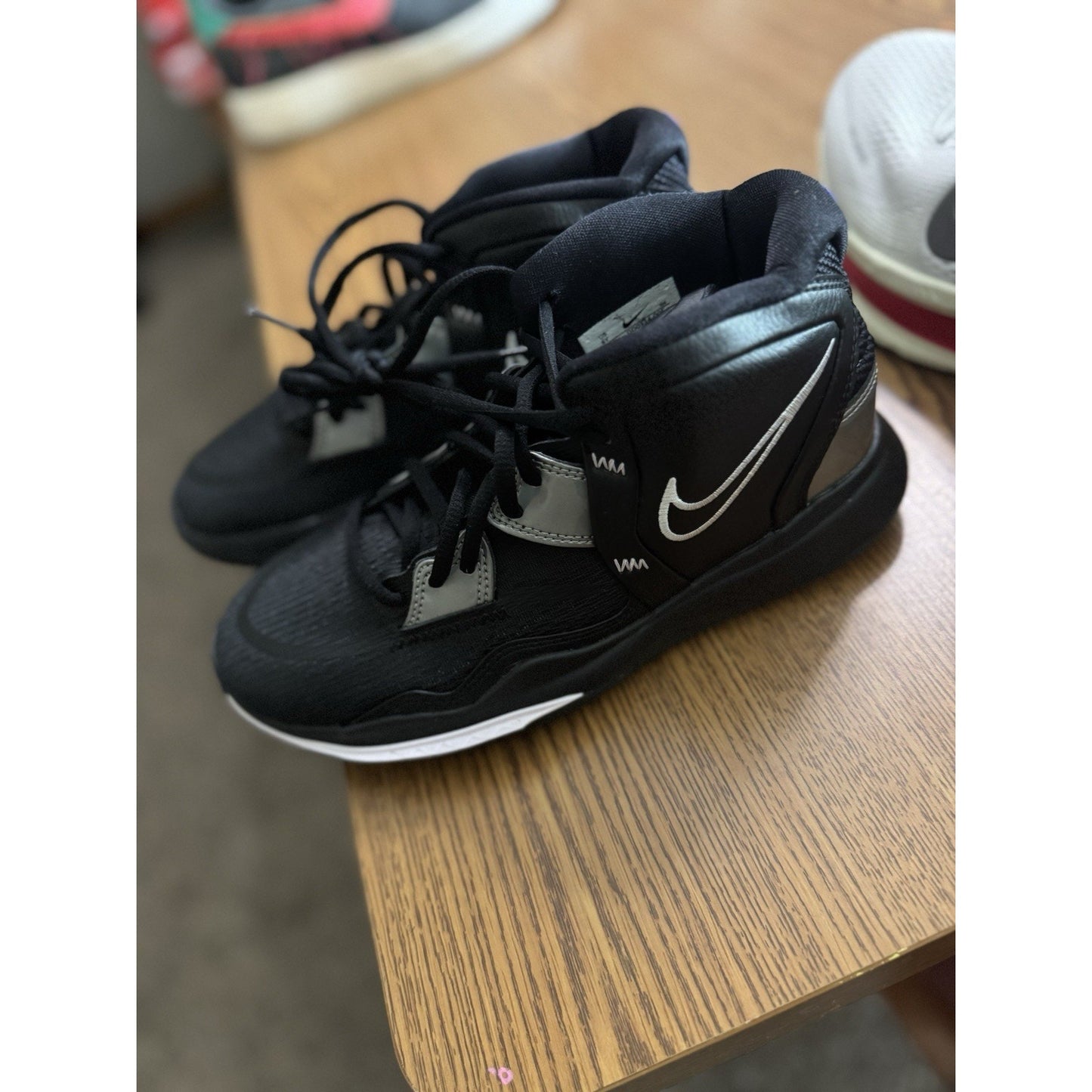 Size 6 (GS) - Nike Kyrie 8 Infinity Mid Fire and Ice NBS184
