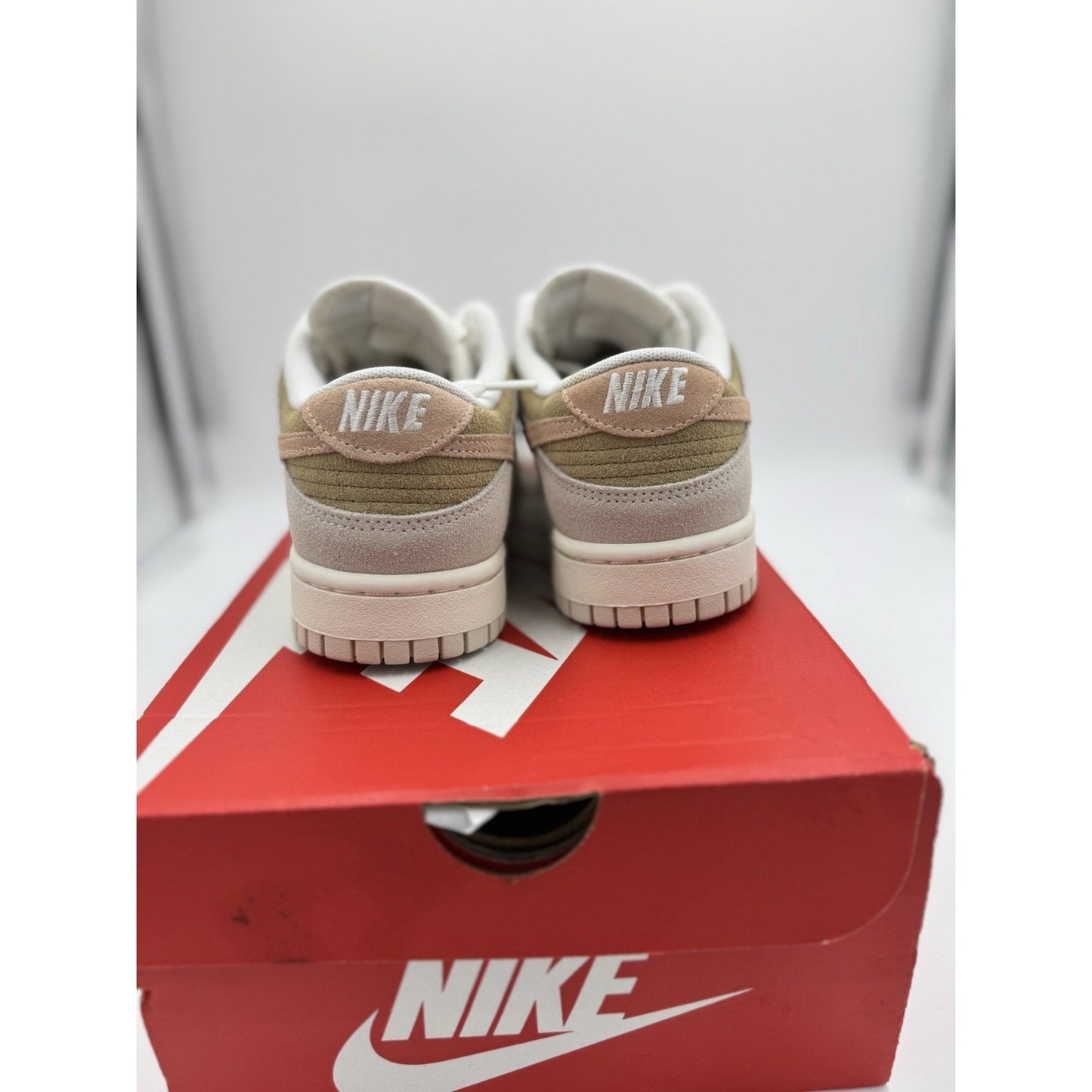 Size 8 - Nike Dunk Low Phantom Washed Coral W bs885