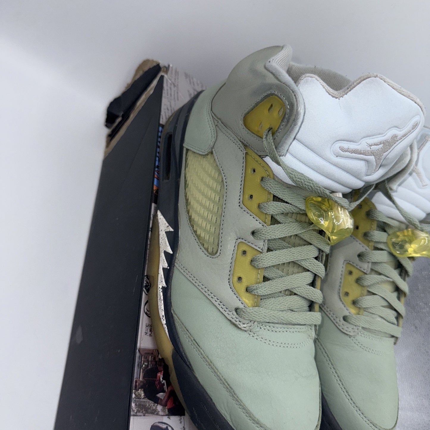 Size 10 - Jordan 5 JADE HORIZON 2022