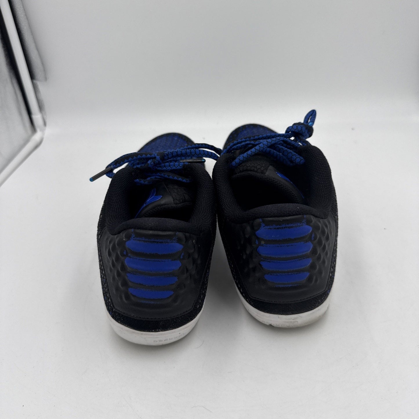 Size 10.5 - Nike Kobe 11 Elite Low Mark Parker
