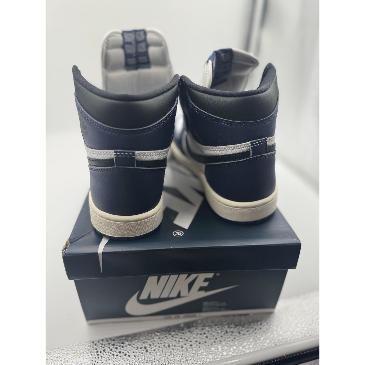 Size 6 - Air Jordan 1 Retro OG High Midnight Navy