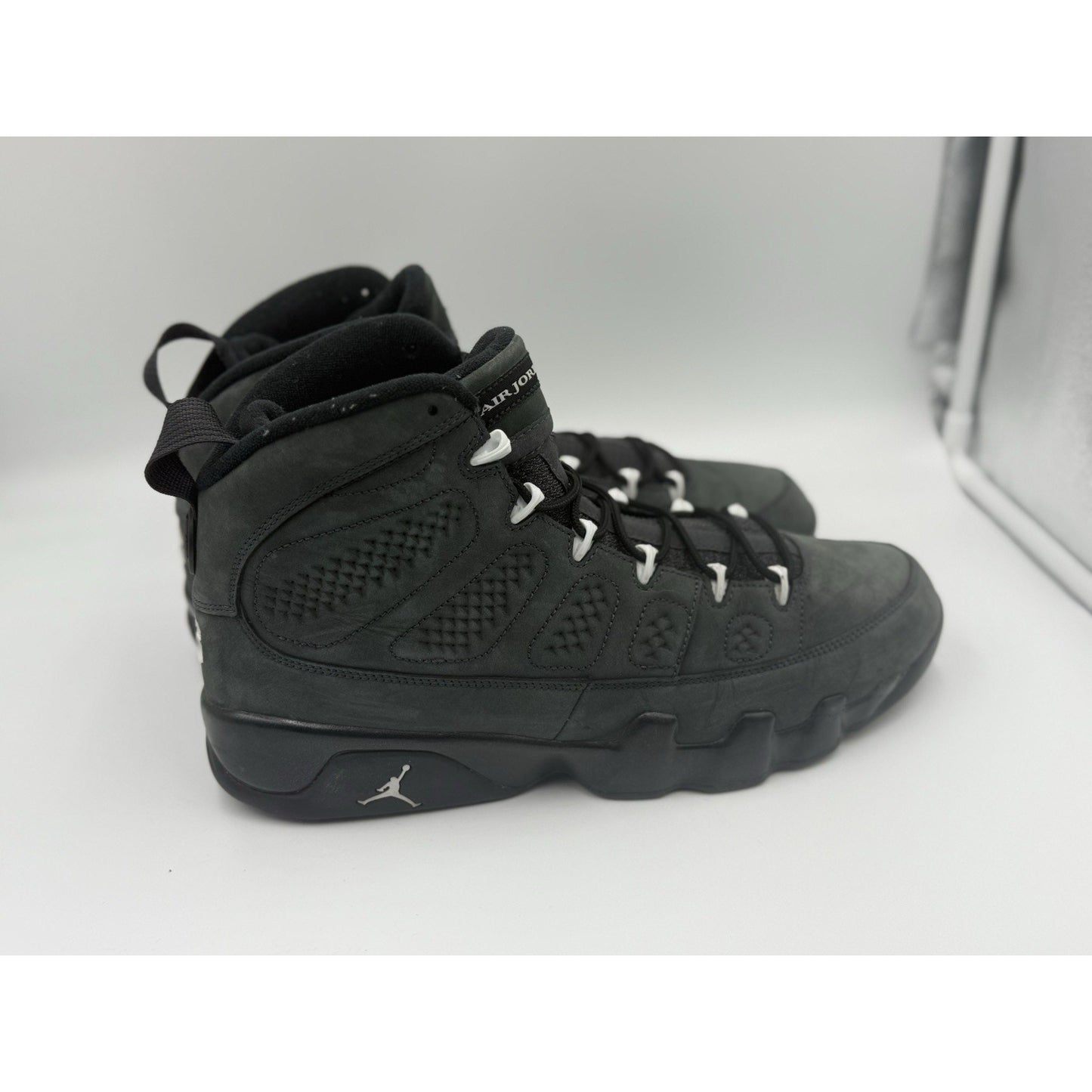 Size 13 - Air Jordan 9 Retro Anthracite NBS343
