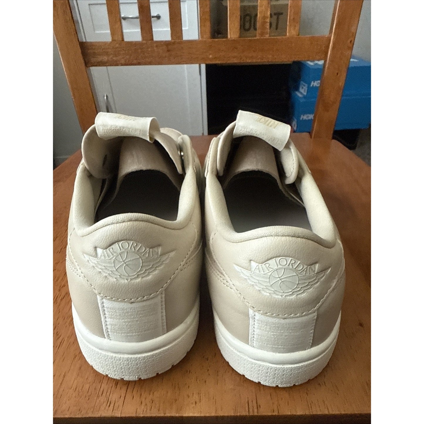 Nike Air Jordan 1 Retro Low Slip On Womens Size 12 Desert Ore Shoes BS127