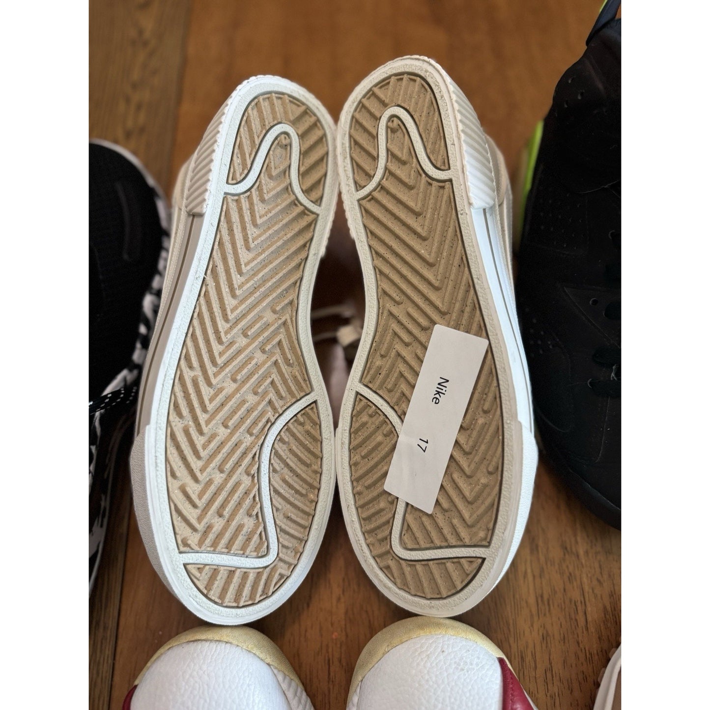 Size 10 - Nike Court Legacy Lift Pearl White W NBS195