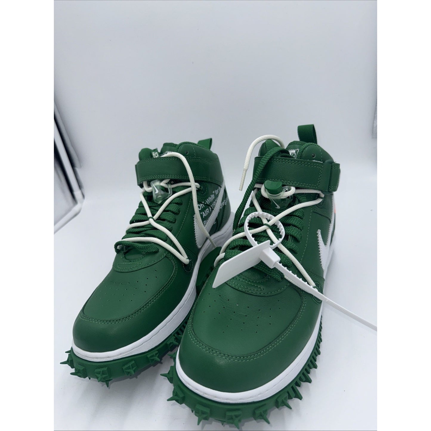 Size 10.5 - Nike Off-White x Air Force 1 SP Leather Mid Pine Green